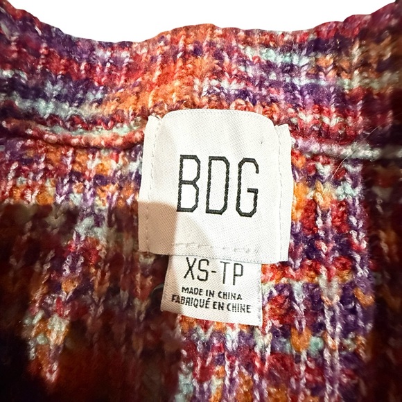 Urban Outfitters BDG Women’s Multicolored Cropped Button Front Sweater Size XS - Picture 7 of 9